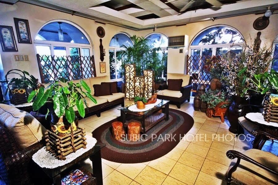 The Shoreline Subic Hotel Olongapo City Exteriör bild